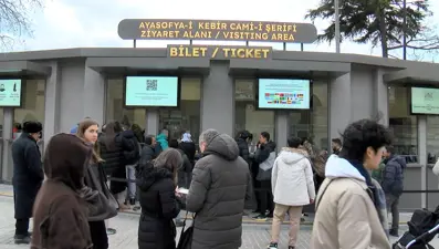 Ayasofya Camii'nde ücretli dönem