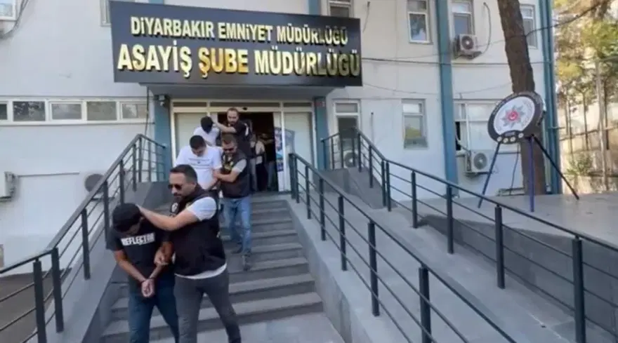 26 ŞÜPHELİ TUTUKLANDI 5 26 ŞÜPHELİ TUTUKLANDI 5