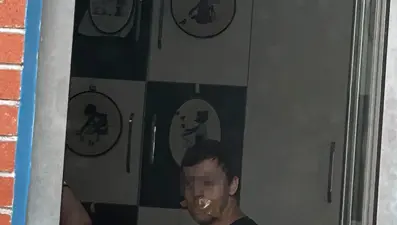 Down sendromlu öğrencinin "Koli bantlı fotoğrafına" inceleme