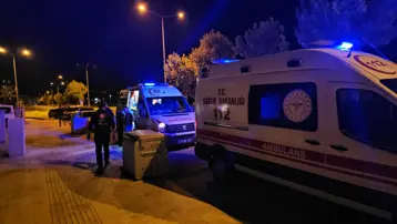 Aksesuarcıda bıçaklı kavga: Üç yaralı