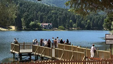Gölcük Tabiat Parkı'nda hafta sonu yoğunluğu