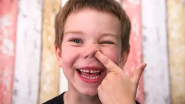 Burun karıştırmak Alzheimer'ı tetikliyor