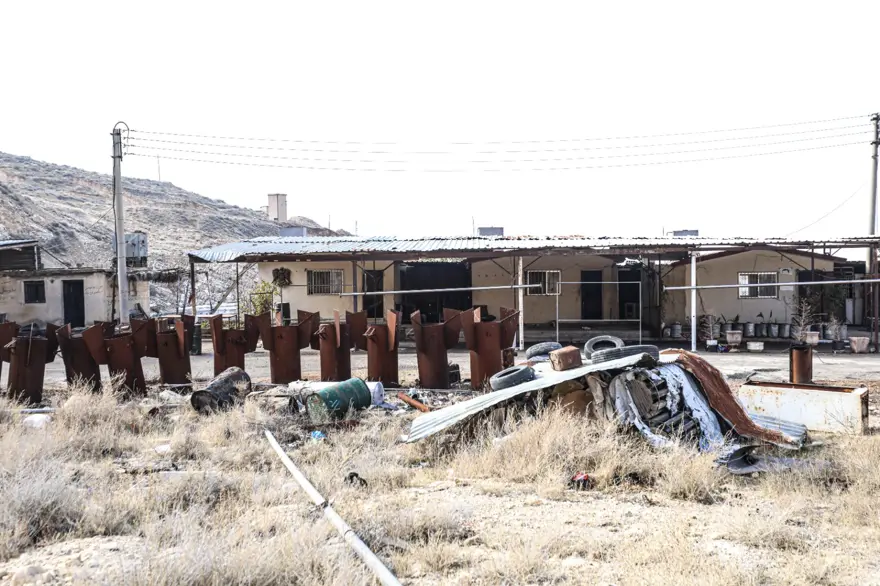 Esad'ın katliam tesisi görüntülendi! Halka yasaklanan Kasyun Dağında varil bombaları üretti 8 Esad'ın katliam tesisi görüntülendi! Halka yasaklanan Kasyun Dağında varil bombaları üretti 8