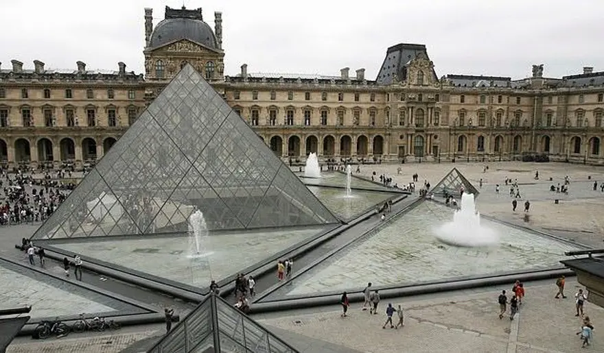 Beyonce ve Jay-Z’nin klibi Louvre Müzesi’ne rekor kırdırdı 5
