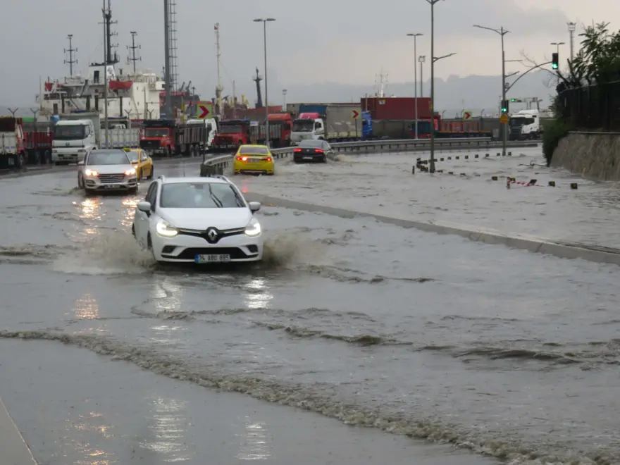 ÜSKÜDAR 12