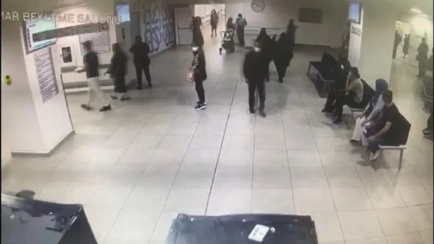Şişli'de hastaneden bebek kaçırmaya çalıştı: Kendi bebeğime benzettim Şişli'de hastaneden bebek kaçırmaya çalıştı: Kendi bebeğime benzettim