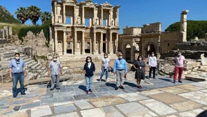Efes Antik Kenti’nde sosyal mesafeli yeni dönem Efes Antik Kenti’nde sosyal mesafeli yeni dönem