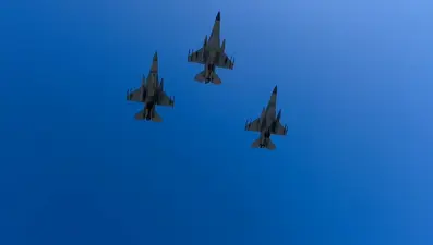 Osmaniye'de F-16'lardan kol uçuşu