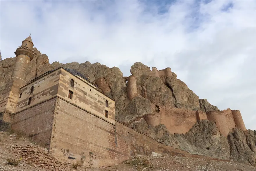 Anadolu'nun eşsiz mimari örneği: İshak Paşa Sarayı 13