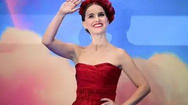 Oscar ödüllü oyuncu Natalie Portman'ın dizi setine silahlı baskın