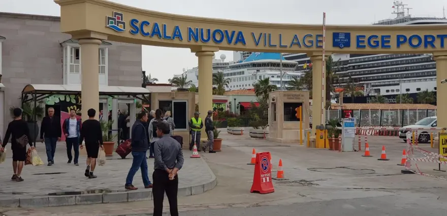 Ünlü transatlantik 3 yıl sonra yeniden Kuşadası'nda 10