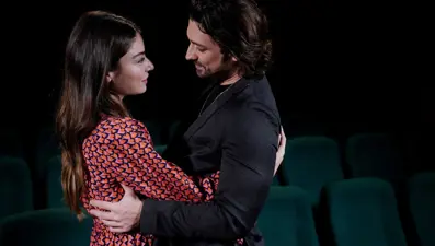 Senaryo gereği Ada Masalı'nda başlayan aşk gerçeğe dönüştü: Alp Navruz ile Ayça Ayşin Turan birlikteliği