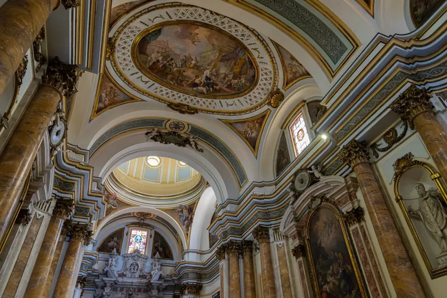 İtalya’da 1 Euro’ya evler satışa çıktı: 630 binadan 250'si satılıyor 23