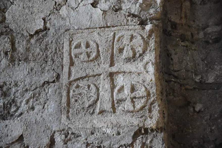 Sahibinden satılık 16 milyon TL tarihi kilise 13