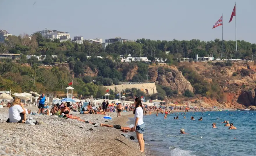 EKİM ORTASINDA DENİZ KEYFİ YAPTILAR 2