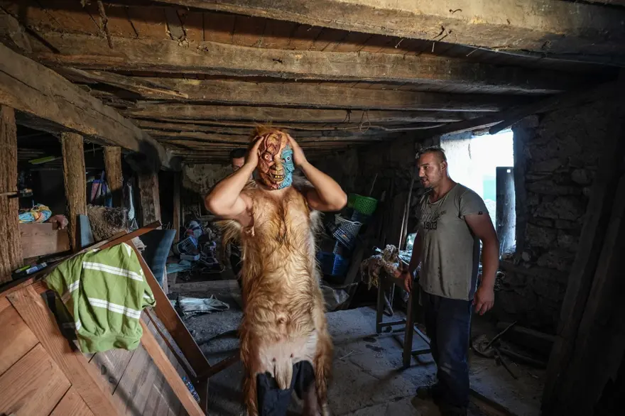 Osmanlı ordusunun 'Deliler'i canlanıyor! 2 asırlık Alabaş geleneği hem korkutuyor hem de eğlendiriyor 7