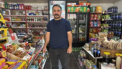 Gizemli hayırsever: Veresiye defterini satın alıp yaktı