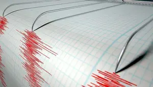 Çeşme açıklarında art arda iki deprem