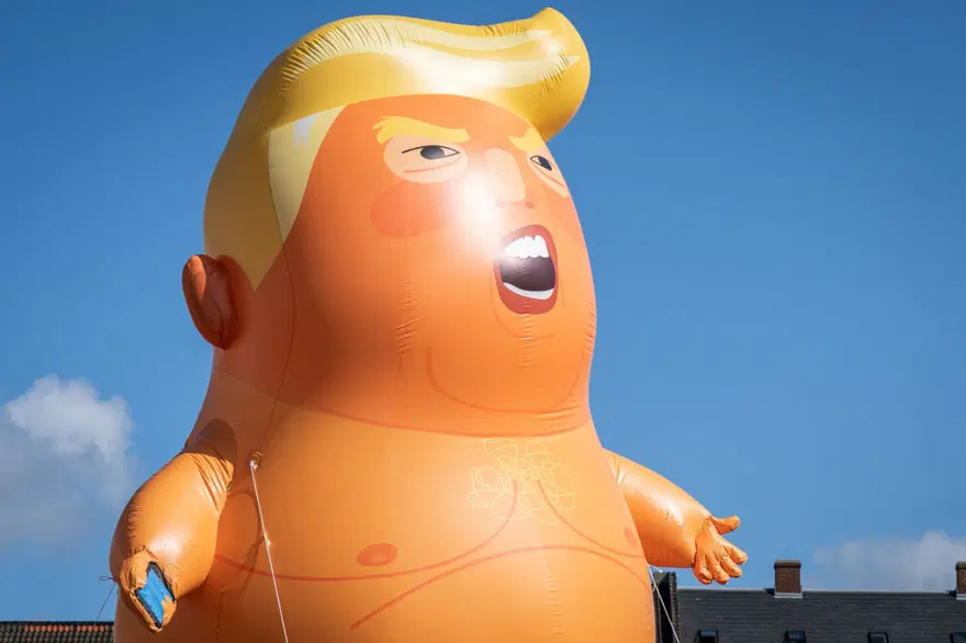 "Bebek Trump" balonu Danimarka'da 7