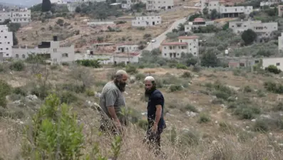 Filistin topraklarını gasbeden İsrailliler, Batı Şeria'da Filistinli bir genci vurarak öldürdü