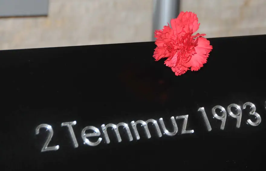 Sivas katliamında ölen 35 kişi için anma 