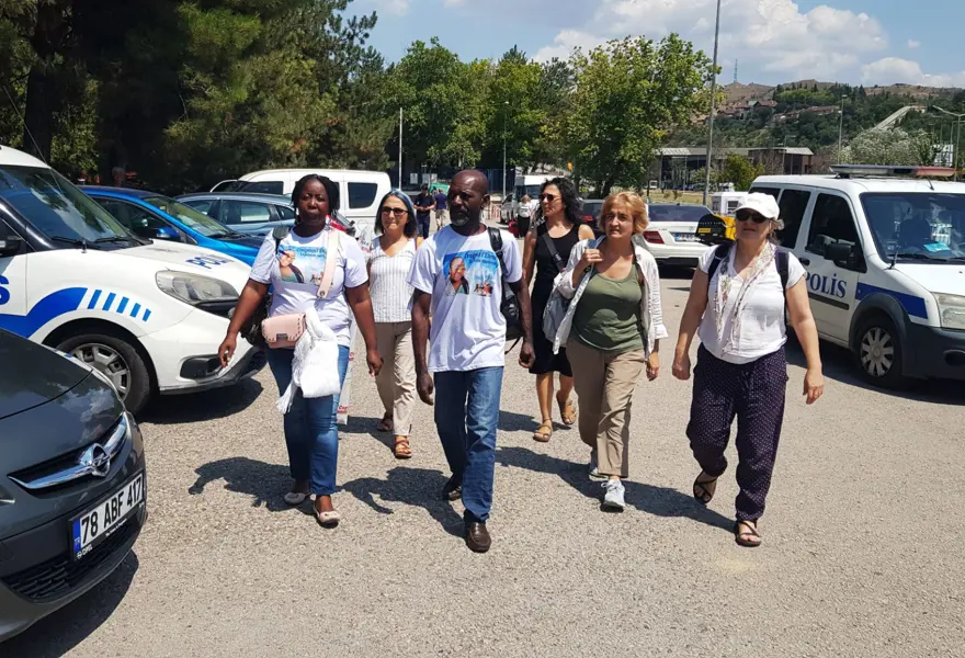 Gabonlu Dina bodrum katında mı tutuldu? Duruşma ertelendi 8