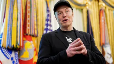 Elon Musk Amerika Partisi'ni kurdu