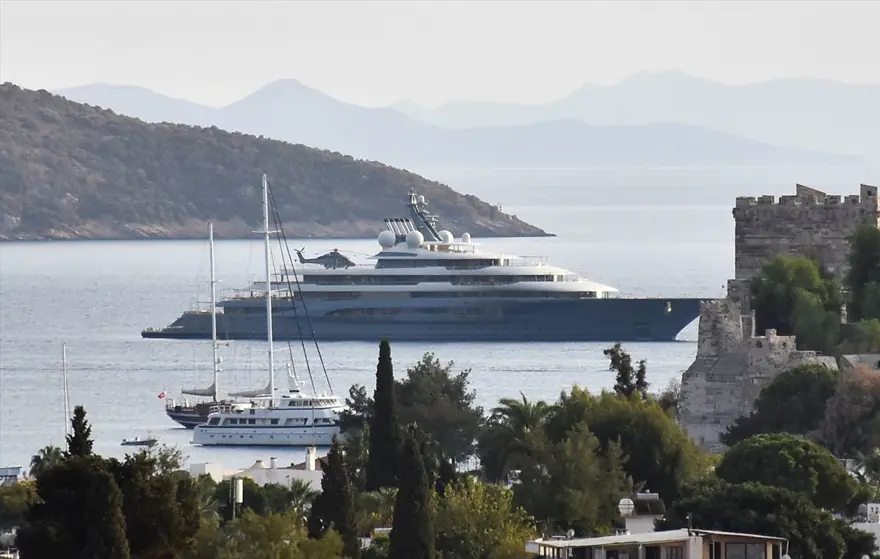 Mega yat "Flying Fox" Bodrum'da 2