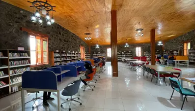 49 yıl cezaevi olarak kullanılan taş bina kütüphaneye dönüştü