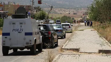 Diyarbakır'da polis aracına saldırı