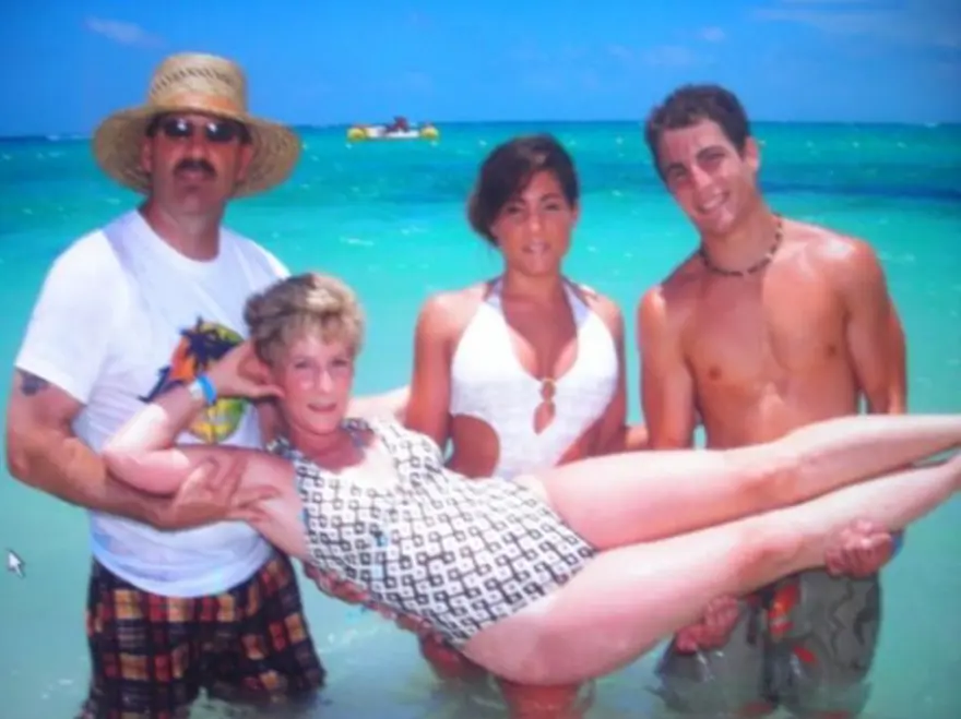 Aile albümlerinden tuhaf kareler 