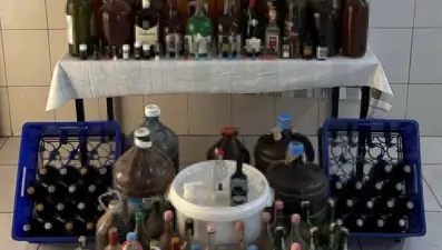 Aydın'da kaçak içki operasyonu: 3 kişi gözaltına alındı