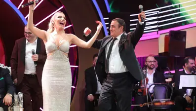 İbo Show'un yılbaşı konukları belli oldu: Gülben Ergen, Serdar Ortaç, Ümit Besen, İrem Derici, Ceylan, Mahmut Tuncer, İdo Tatlıses ve Şafak Sezer