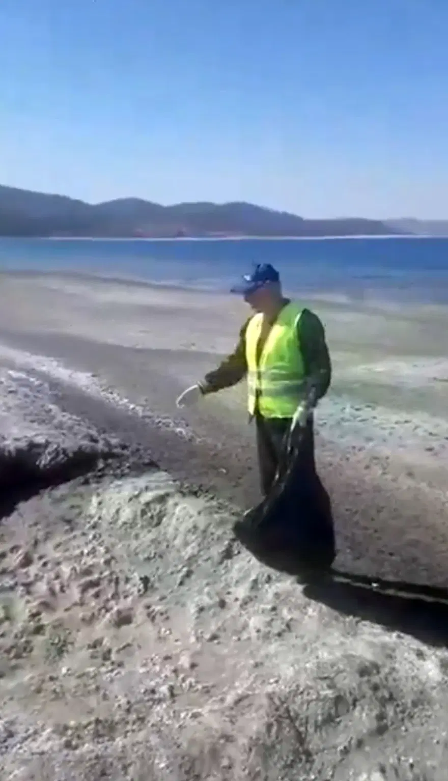 Salda Gölü can çekişiyor: 3 ayda 20 metre çekildi 1