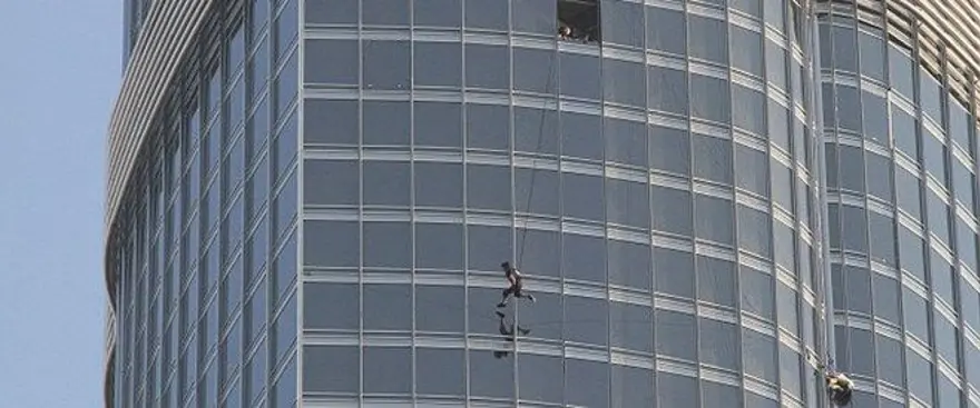 Tom Cruise yeni Görevimiz Tehlike (Mission:Impossible) filmi için pilotluk dersi almaya başladı 2