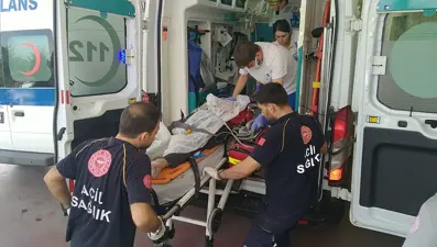 Ağaçtan düştü, vücuduna saplanan dal ölümüne neden oldu