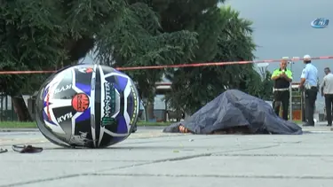 Motosikletten düşen genç kız öldü
