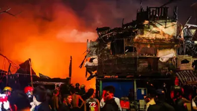 Filipinler'de yangın: Bin kişi evsiz kaldı