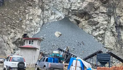 Trabzon’da kayalıklardan düşen işçi yaşamını yitirdi