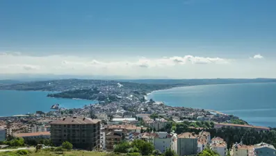 Sinop Ayancık'ta selde yıkılan Şevki Şentürk Köprüsü yeniden açıldı