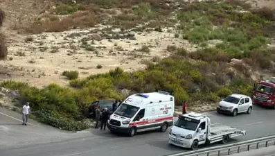 Mersin'de otomobil devrildi: 1 ölü