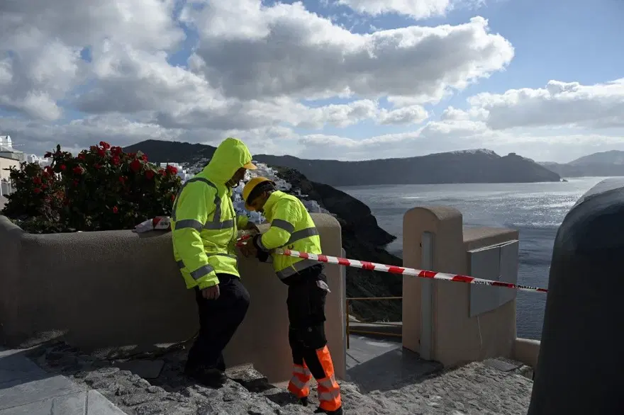 Yanardağınnefesini dinliyorlar: Santorini’de büyük depreme hazırlık 