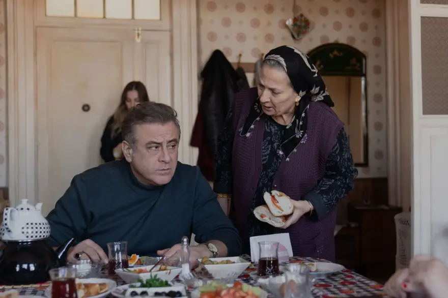 NECLA VE REMZİYE ÇOCUKLARDAN KURTULMAK İSTİYOR 7