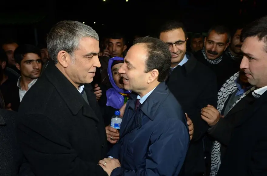 BDP'li vekiller tahliye edildi 16