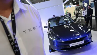 Elon Musk'a göre Tesla'nın bir zamanlar otomobil ürettiğini unutacağız. Peki bu ne kadar mümkün?