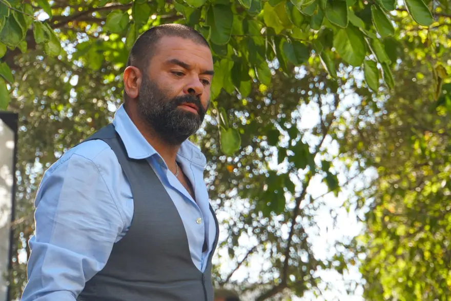 Sefirin Kızı 24. yeni bölümde sadıçlar düşmanlığa ara veriyor 3