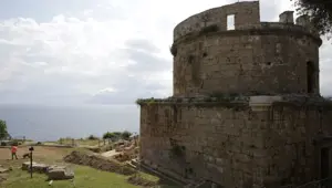 Tarihi Hıdırlık Kulesi çevresinde arkeolojik kazı başlatıldı
