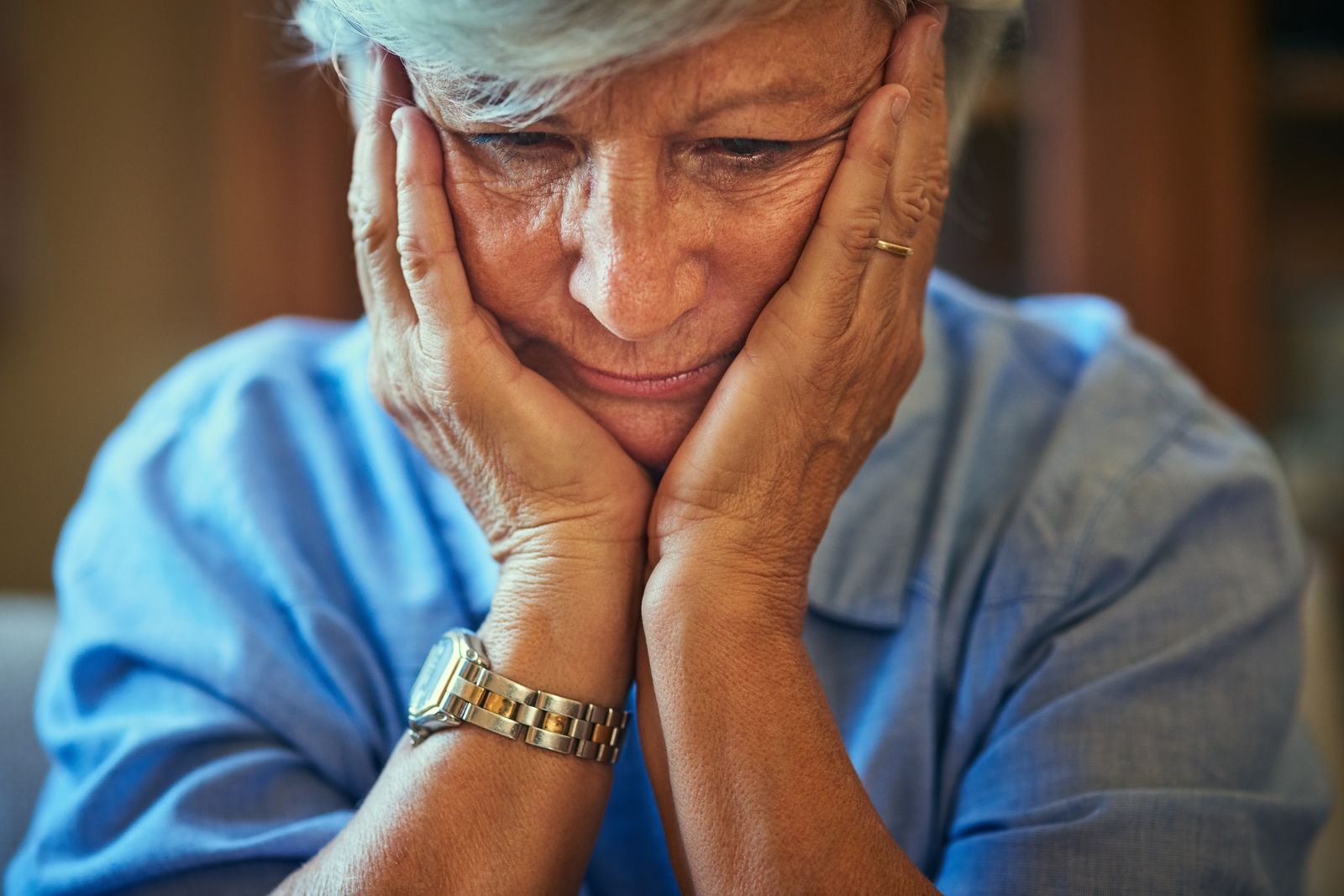 Erkeklere göre kadınlar daha çok Alzheimer hastalığına yakalanıyor