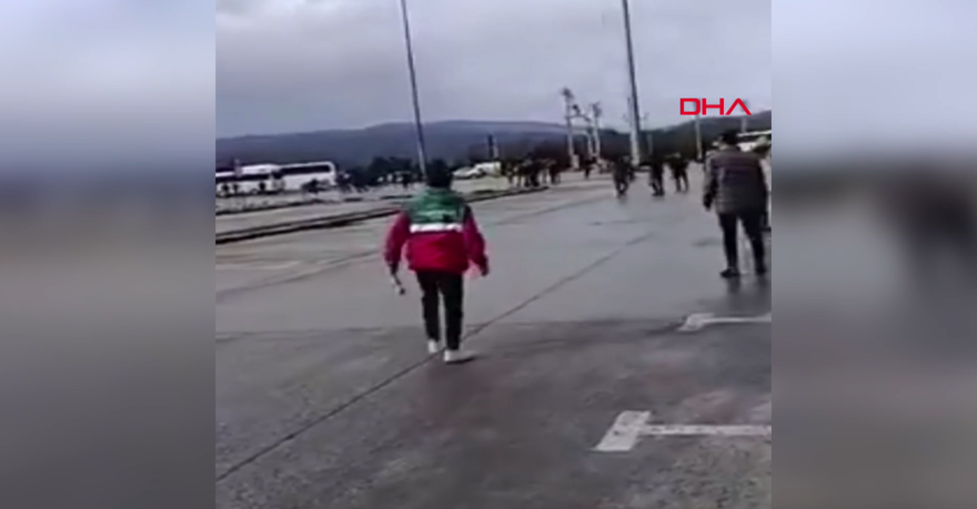 Fenerbahçe ile Amedspor taraftarları arasında kavga | Sarı lacivertlilerden yaralı taraftar için açıklama: "Bir taraftarımız kalbinin altından bıçaklandı" 