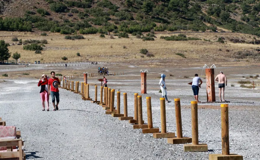 Salda Gölü'nün 'Beyaz Adalar'ı son ziyaretçilerini ağırladı 17